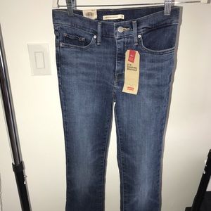 LEVI’S JEANS